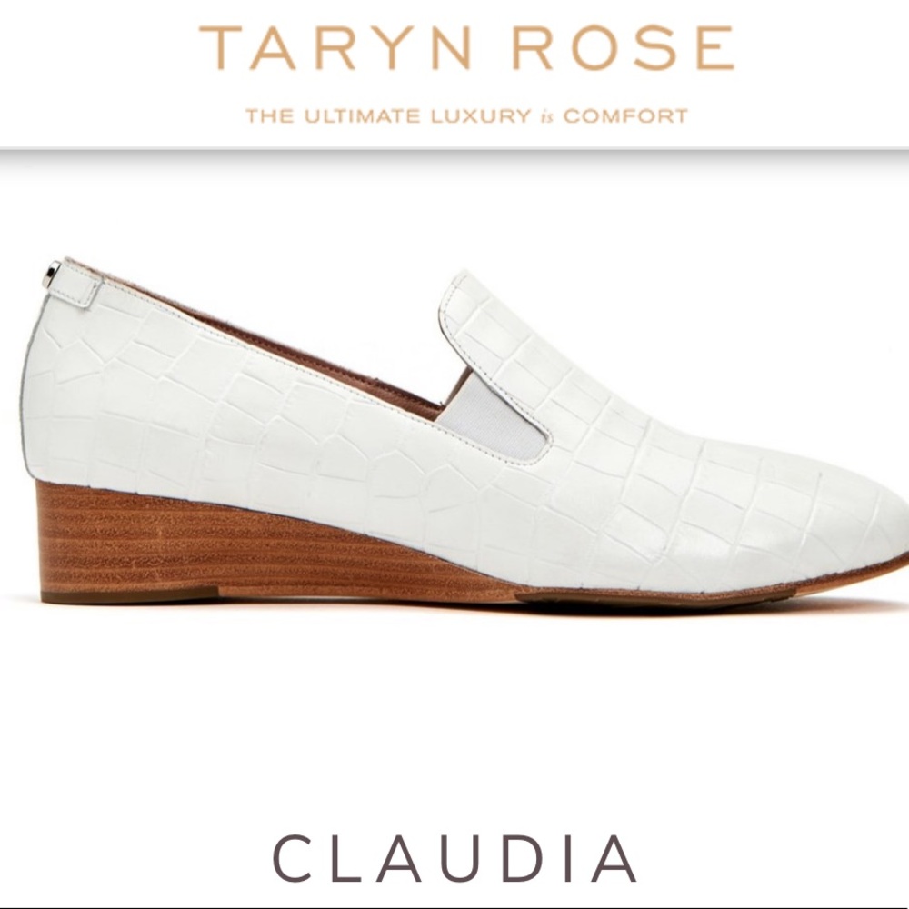 Brand New_White Leather Slip on by Taryn Rose